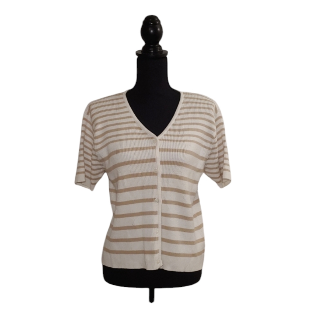 🦋3/$20🦋 Liz Claiborne cardigan